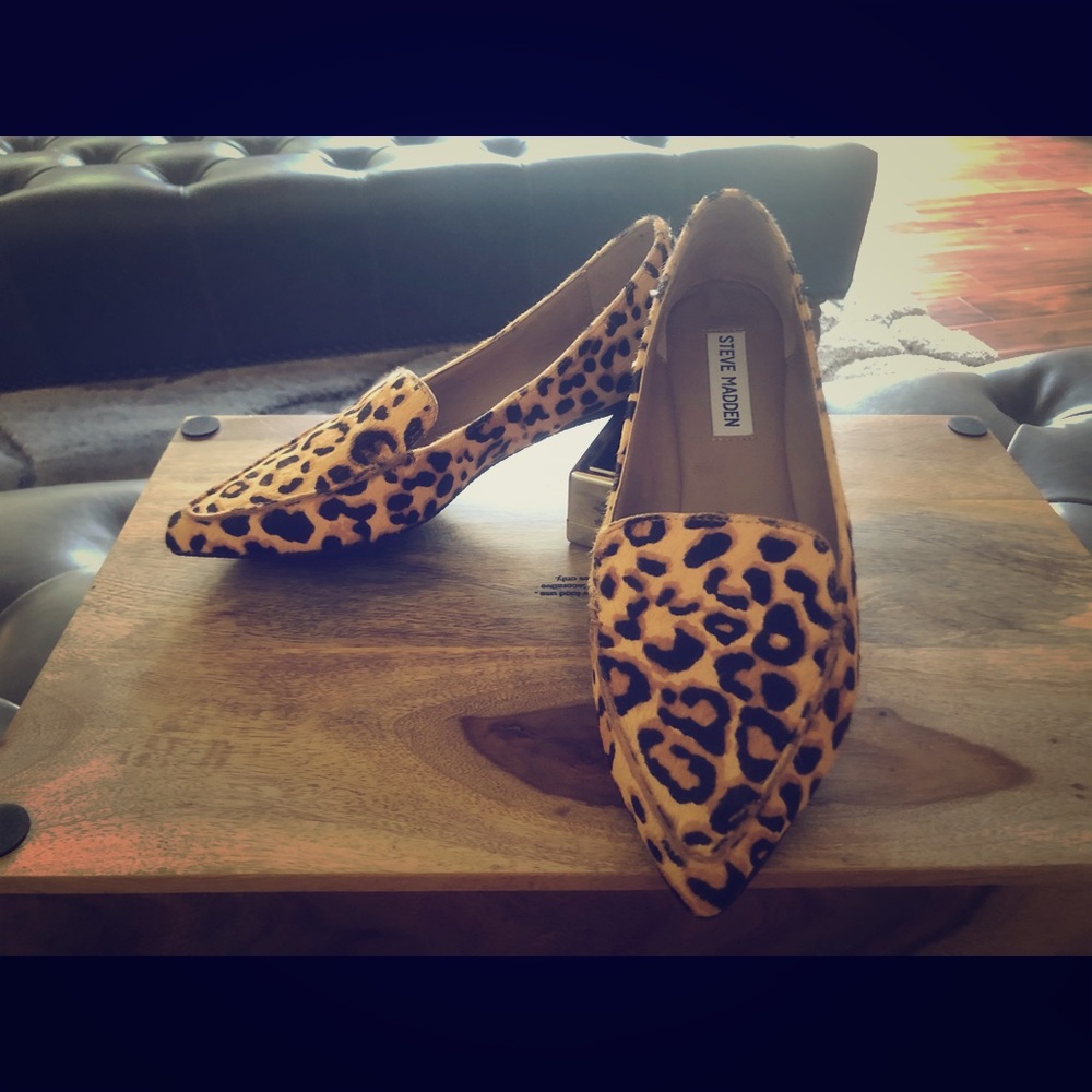 Steve Madden Flats 🌟